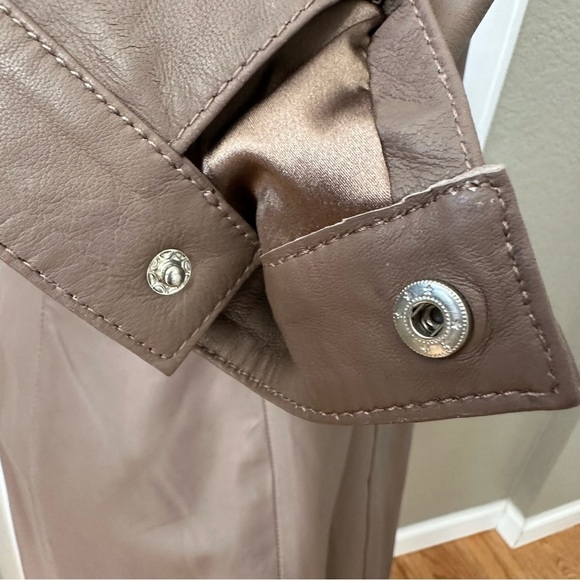 Elegant Brown Leather Women's Dress - Picture 10 of 14